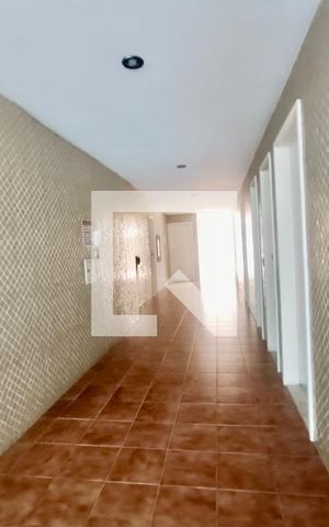 Apartamento à venda com 230m², 5 quartos e 3 vagas Apartamento à venda com 230m², 5 quartos e 3 vagasÁrea Comum - Playground