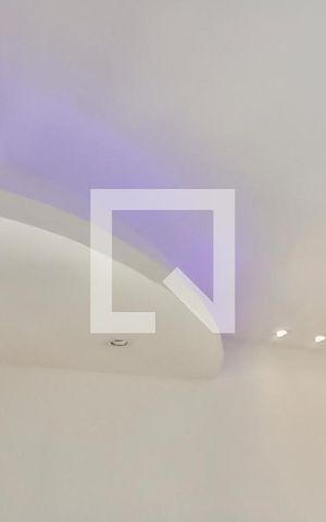 Apartamento à venda com 230m², 5 quartos e 3 vagas Apartamento à venda com 230m², 5 quartos e 3 vagasSuíte