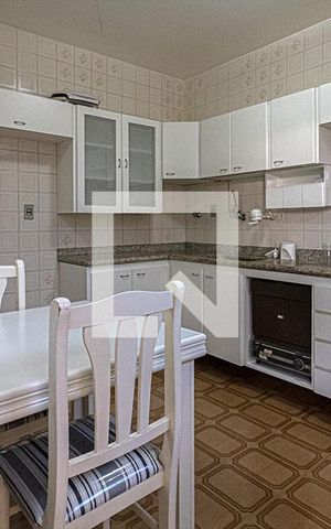 Casa para alugar com 470m², 3 quartos e 4 vagas Casa para alugar com 470m², 3 quartos e 4 vagasSalão de Festas - Cozinha