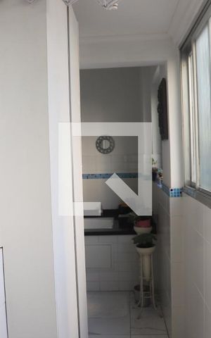 Apartamento à venda com 110m², 3 quartos e 1 vagaÁrea de Serviço