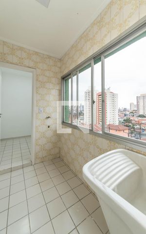 Apartamento à venda com 76m², 2 quartos e 1 vaga Apartamento à venda com 76m², 2 quartos e 1 vagaÁrea de Serviço