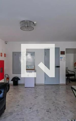 Apartamento à venda com 76m², 2 quartos e 1 vaga Apartamento à venda com 76m², 2 quartos e 1 vagaHall Social
