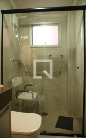 Apartamento para alugar com 58m², 2 quartos e 2 vagasBanheiro