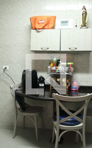 Apartamento para alugar com 58m², 2 quartos e 2 vagasCozinha 