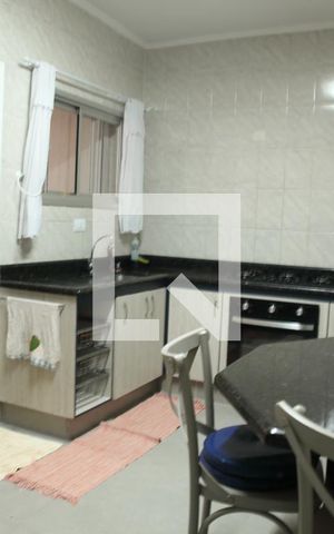 Apartamento para alugar com 58m², 2 quartos e 2 vagasCozinha 
