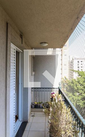 Apartamento à venda com 135m², 2 quartos e 2 vagas Apartamento à venda com 135m², 2 quartos e 2 vagasVaranda