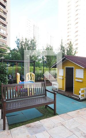 Apartamento à venda com 200m², 3 quartos e 3 vagasPlayground