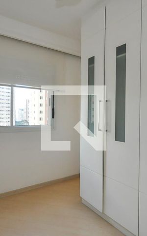 Apartamento à venda com 200m², 3 quartos e 3 vagas Apartamento à venda com 200m², 3 quartos e 3 vagasSuíte 2