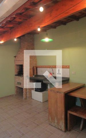 Casa à venda com 125m², 3 quartos e 2 vagasChurrasqueira