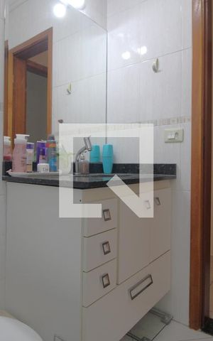 Casa à venda com 125m², 3 quartos e 2 vagasBanheiro da suíte
