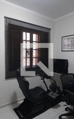 Casa à venda com 125m², 3 quartos e 2 vagasQuarto 1