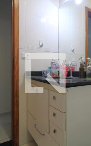 Casa à venda com 125m², 3 quartos e 2 vagasBanheiro comum