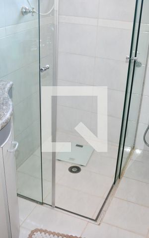 Casa à venda com 200m², 3 quartos e 2 vagas Casa à venda com 200m², 3 quartos e 2 vagasQuarto 3