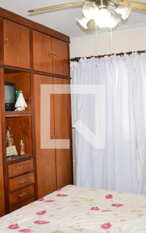 Casa à venda com 200m², 3 quartos e 2 vagas Casa à venda com 200m², 3 quartos e 2 vagasQuarto 3