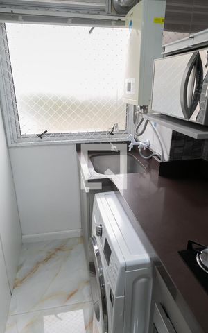 Apartamento à venda com 71m², 3 quartos e 1 vaga Apartamento à venda com 71m², 3 quartos e 1 vagaÁrea de Serviço