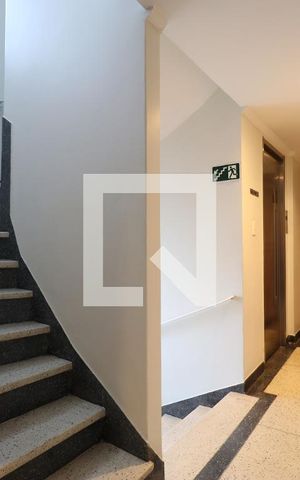 Apartamento para alugar com 39m², 1 quarto e sem vagaEscada