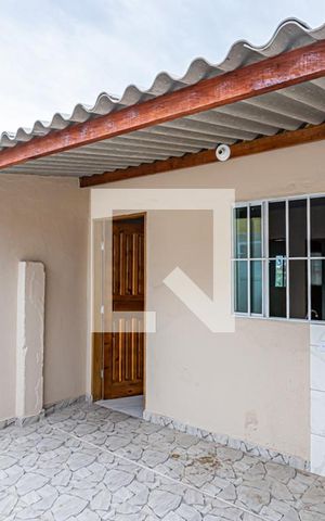 Casa para alugar com 56m², 2 quartos e sem vaga Casa para alugar com 56m², 2 quartos e sem vagaÁrea de Serviço e quintal