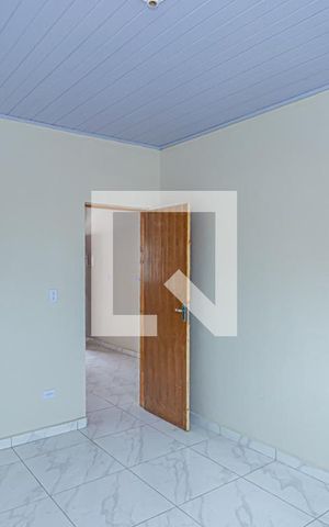 Casa para alugar com 56m², 2 quartos e sem vaga Casa para alugar com 56m², 2 quartos e sem vagaQuarto 1