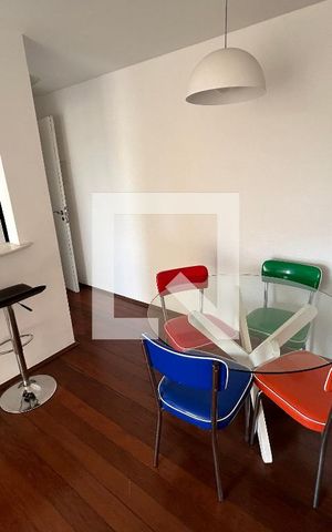 Apartamento à venda com 58m², 2 quartos e 1 vaga Apartamento à venda com 58m², 2 quartos e 1 vagaSala