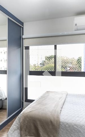 Studio para alugar com 32m², 1 quarto e 1 vaga Studio para alugar com 32m², 1 quarto e 1 vagaStudio