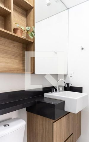 Studio para alugar com 32m², 1 quarto e 1 vaga Studio para alugar com 32m², 1 quarto e 1 vagaBanheiro