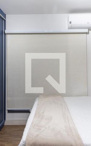 Studio para alugar com 32m², 1 quarto e 1 vaga Studio para alugar com 32m², 1 quarto e 1 vagaStudio