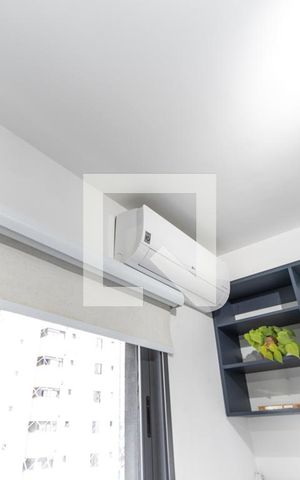 Studio para alugar com 32m², 1 quarto e 1 vaga Studio para alugar com 32m², 1 quarto e 1 vagaStudio