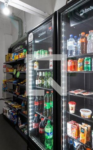 Apartamento à venda com 57m², 2 quartos e 1 vagaMercado 24h
