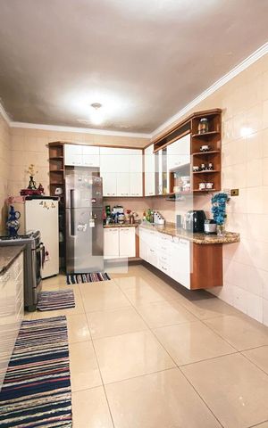 Casa para alugar com 442m², 3 quartos e 3 vagasCozinha
