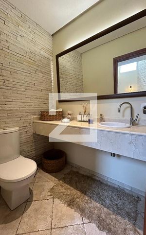 Casa para alugar com 320m², 5 quartos e 3 vagas Casa para alugar com 320m², 5 quartos e 3 vagasLavabo