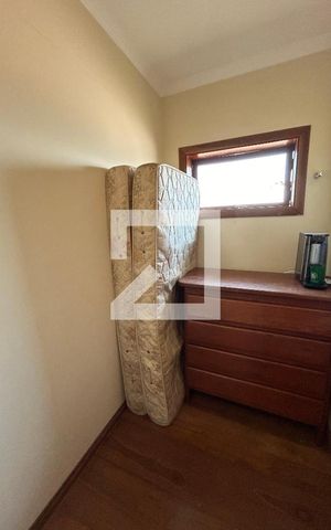 Casa para alugar com 320m², 5 quartos e 3 vagas Casa para alugar com 320m², 5 quartos e 3 vagasDespensa 1