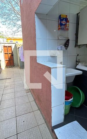 Casa para alugar com 320m², 5 quartos e 3 vagas Casa para alugar com 320m², 5 quartos e 3 vagasLavanderia
