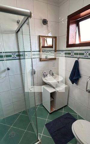 Casa para alugar com 320m², 5 quartos e 3 vagas Casa para alugar com 320m², 5 quartos e 3 vagasBanheiro da suite 1