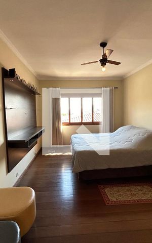 Casa para alugar com 320m², 5 quartos e 3 vagas Casa para alugar com 320m², 5 quartos e 3 vagasSuite 2