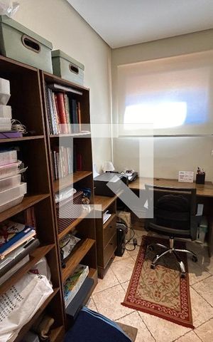 Casa para alugar com 320m², 5 quartos e 3 vagas Casa para alugar com 320m², 5 quartos e 3 vagasQuarto 4