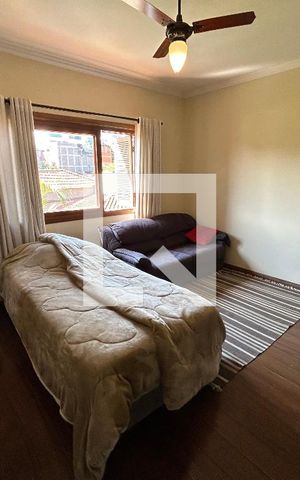 Casa para alugar com 320m², 5 quartos e 3 vagas Casa para alugar com 320m², 5 quartos e 3 vagasSuite 1