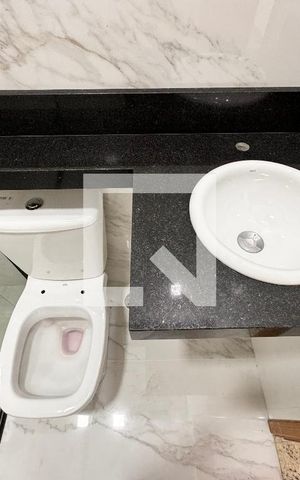 Casa à venda com 200m², 3 quartos e 4 vagas Casa à venda com 200m², 3 quartos e 4 vagasBanheiro da Suíte 1