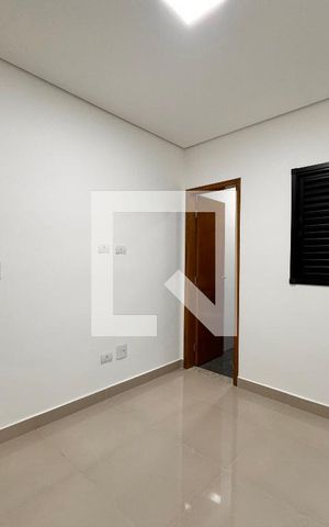 Casa à venda com 200m², 3 quartos e 4 vagas Casa à venda com 200m², 3 quartos e 4 vagasSuite 2