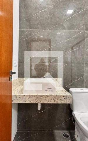 Casa à venda com 200m², 3 quartos e 4 vagas Casa à venda com 200m², 3 quartos e 4 vagasBanheiro da Suíte 3
