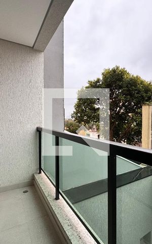 Casa à venda com 200m², 3 quartos e 4 vagas Casa à venda com 200m², 3 quartos e 4 vagasSacada