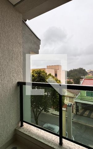 Casa à venda com 200m², 3 quartos e 4 vagas Casa à venda com 200m², 3 quartos e 4 vagasSacada