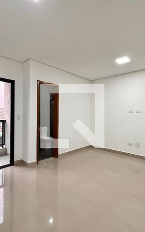 Casa à venda com 200m², 3 quartos e 4 vagas Casa à venda com 200m², 3 quartos e 4 vagasSuite 3