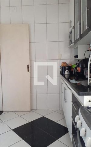 Apartamento à venda com 76m², 2 quartos e 1 vagaCozinha