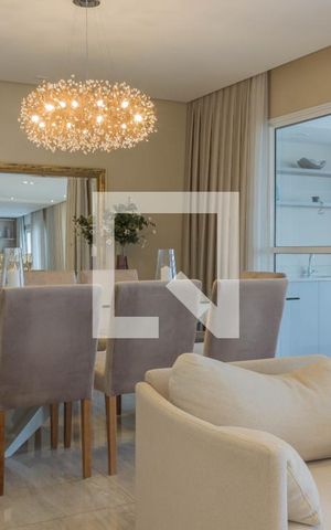 Apartamento à venda com 237m², 4 quartos e 4 vagas Apartamento à venda com 237m², 4 quartos e 4 vagasSala