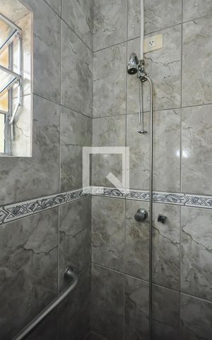 Casa de condomínio à venda com 110m², 3 quartos e 2 vagas Casa de condomínio à venda com 110m², 3 quartos e 2 vagasChuveiro do Banheiro 1