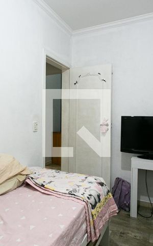 Casa à venda com 280m², 4 quartos e 5 vagas Casa à venda com 280m², 4 quartos e 5 vagasQuarto 1
