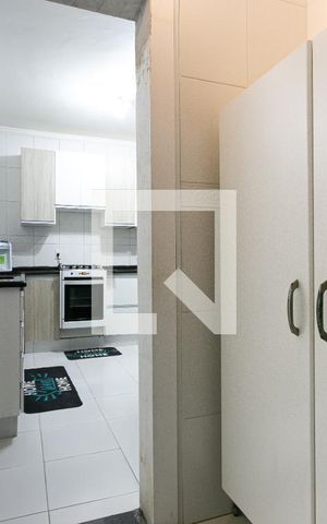 Casa à venda com 280m², 4 quartos e 5 vagas Casa à venda com 280m², 4 quartos e 5 vagasCozinha