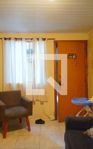 Apartamento à venda com 38m², 2 quartos e 1 vaga Apartamento à venda com 38m², 2 quartos e 1 vagaSala
