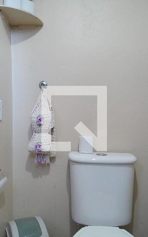 Apartamento à venda com 38m², 2 quartos e 1 vaga Apartamento à venda com 38m², 2 quartos e 1 vagaBanheiro