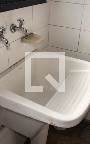 Apartamento à venda com 104m², 3 quartos e 2 vagas Apartamento à venda com 104m², 3 quartos e 2 vagasÁrea de Serviço